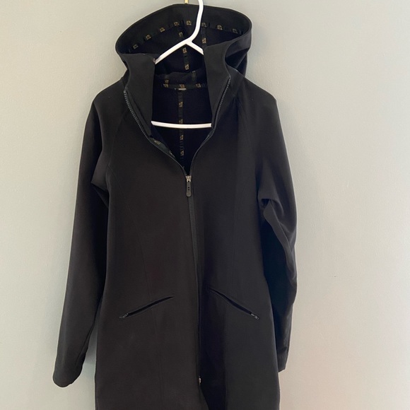 J76 Jackets & Blazers - J76- Black water and wind resistant jacket